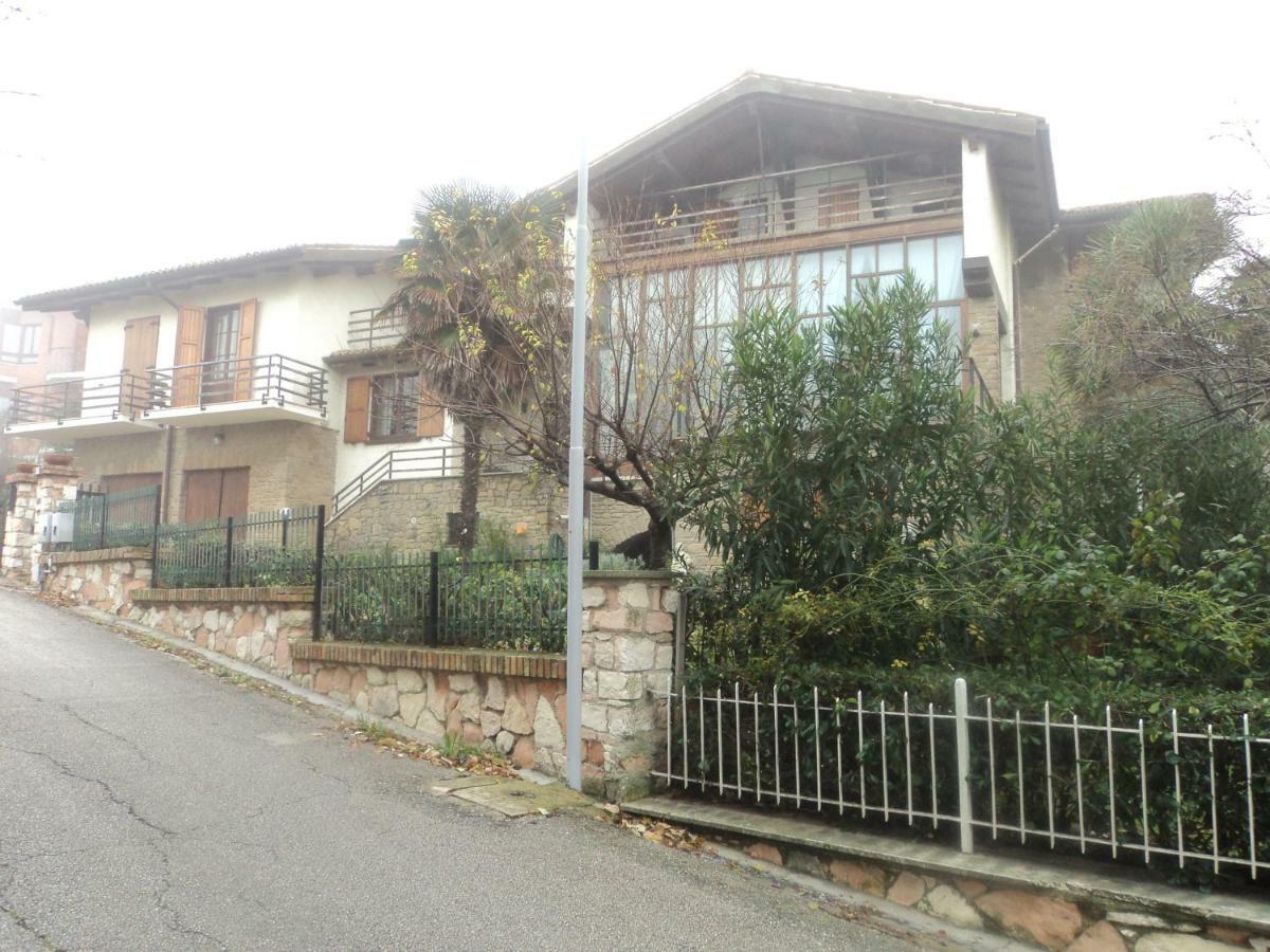 Villa Lilly Falconara Marittima Exterior foto
